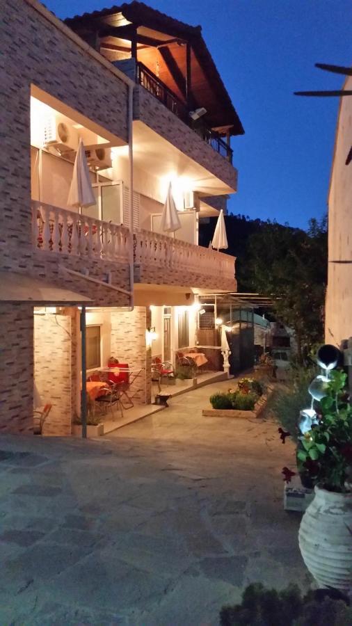 Lia Adults Only -fully Renovated Apartment Chrysi Ammoudia