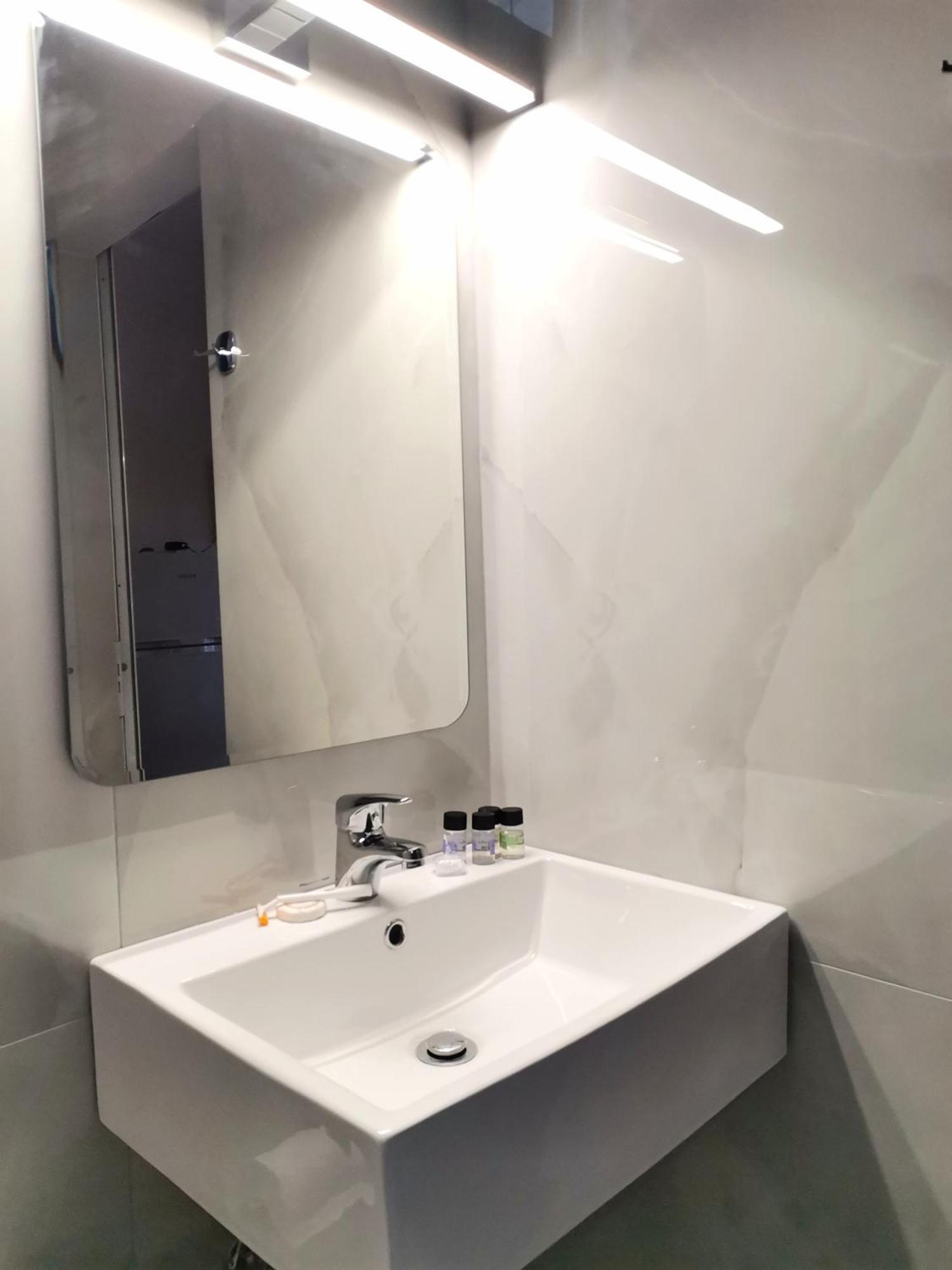 Lia Adults Only -fully Renovated Apartment *