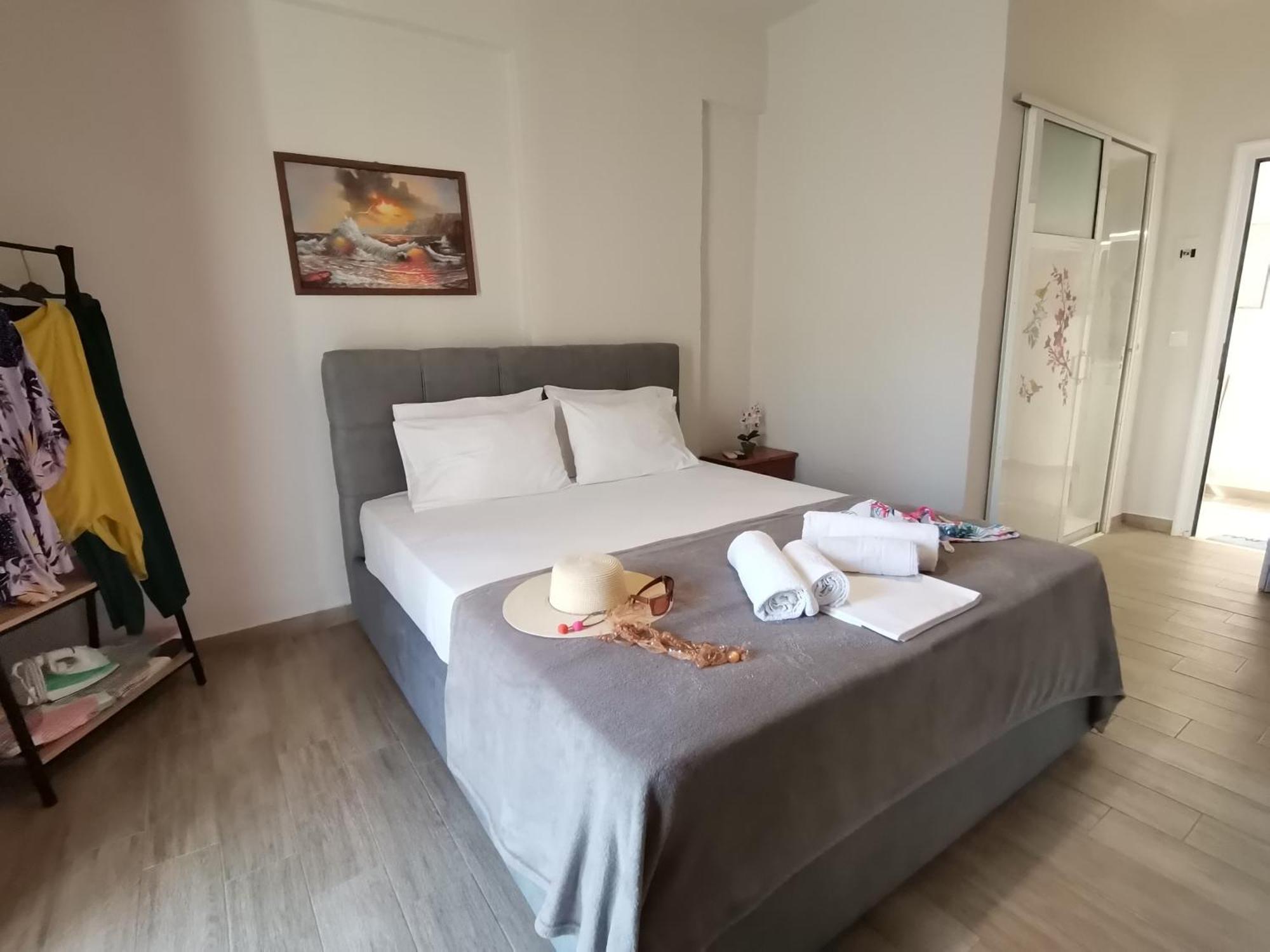 Lia Adults Only -fully Renovated